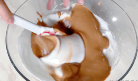 不用考驗抹面技術,烘焙新手輕松做蛋糕,顏值與口感并存